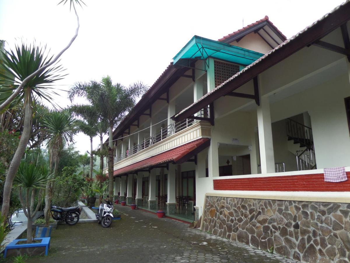 Sukapura Permai Hotel Lambangkuning Exteriér fotografie